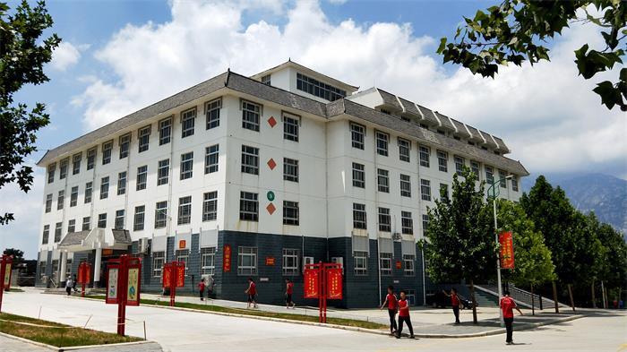 塔沟武校青少年体育俱乐部