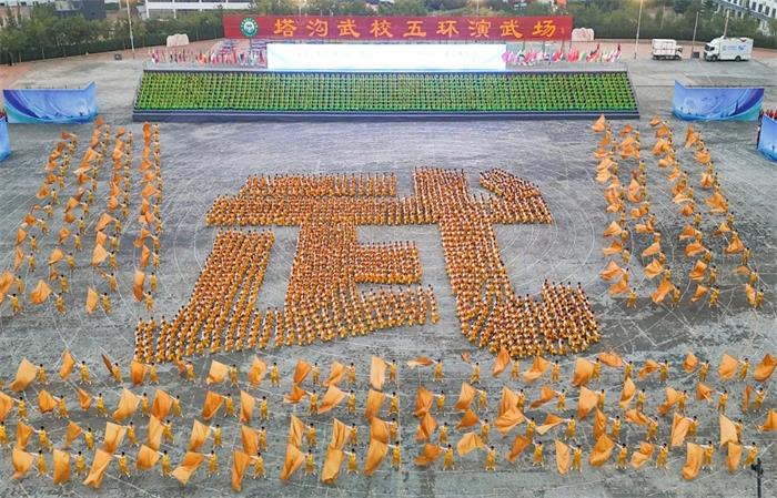 /content/202410/e95f012adcaaeef1dac94d5b05dd3388.jpg 640 (13).jpg